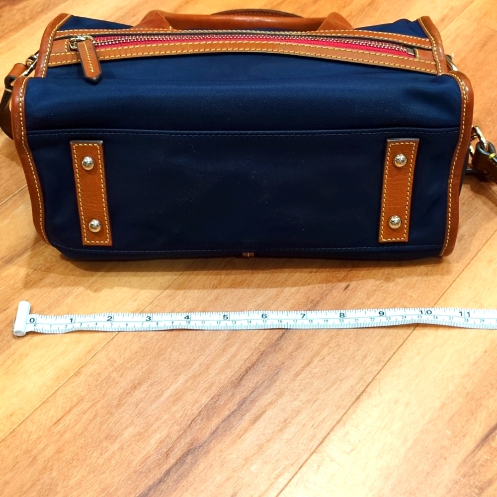 Dooney & Bourke Navy 🔵 Wayfarer Satchel Camden Collection crossbody purse - Picture 9 of 16